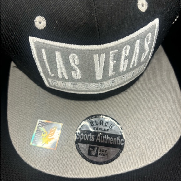 Las Vegas Snap Back Baseball Cap - Picture 7 of 8
